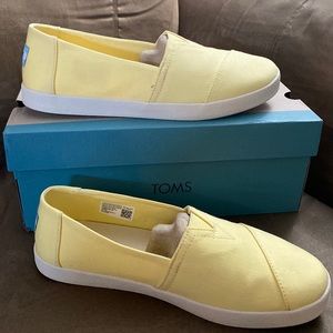 Womens Toms Avalon slip on sneaker
